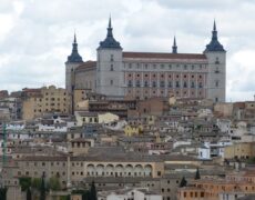Descubre la impresionante Iglesia de San Antolín en Toledo: una joya turística imperdible en tu próximo viaje